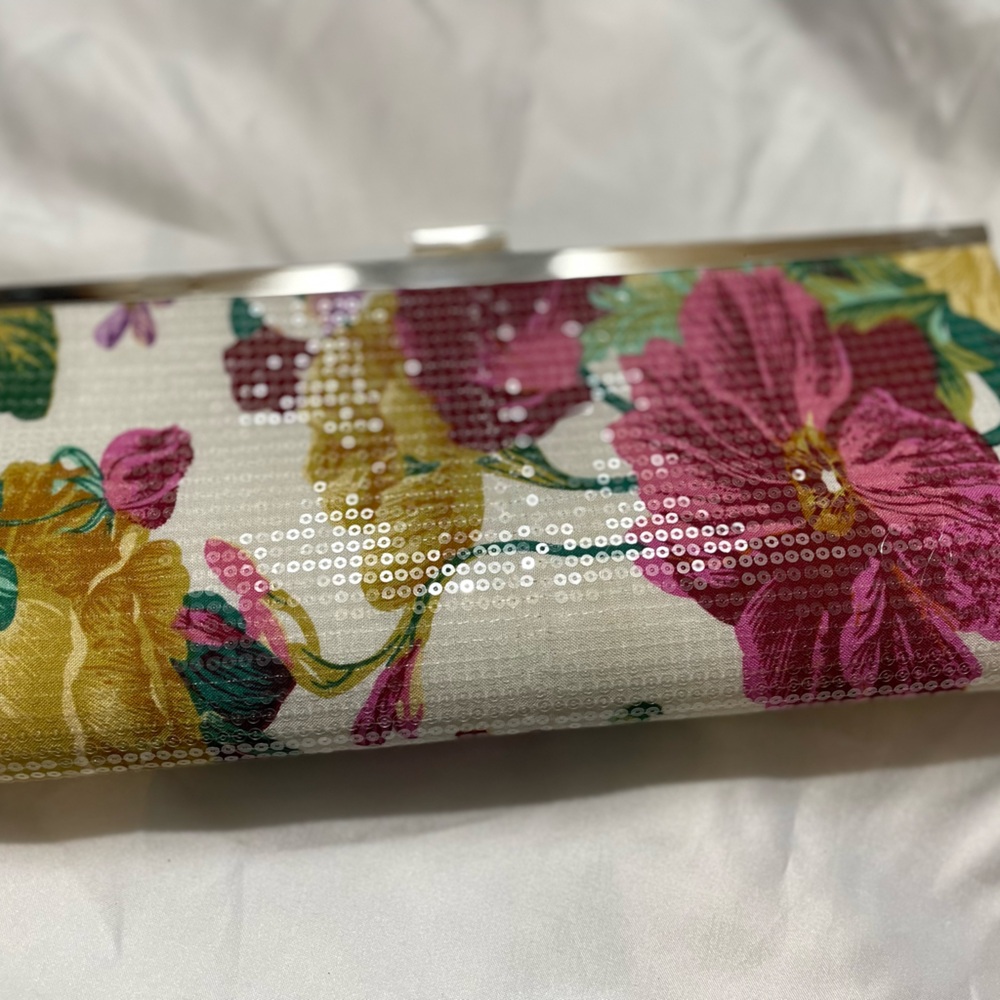 Clutch with sequined floral design